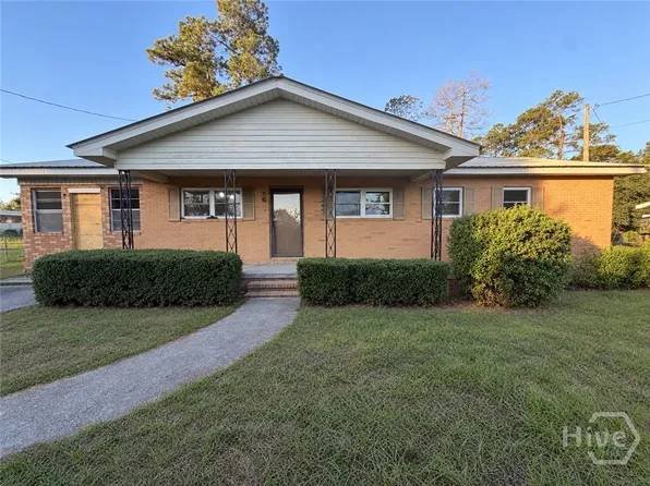 526 Soloman Street, Swainsboro, GA 30401