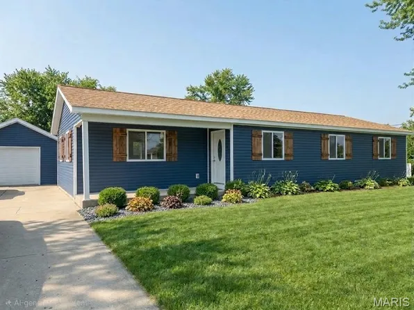 685 Sand Prairie Rd, Granite City, IL 62040