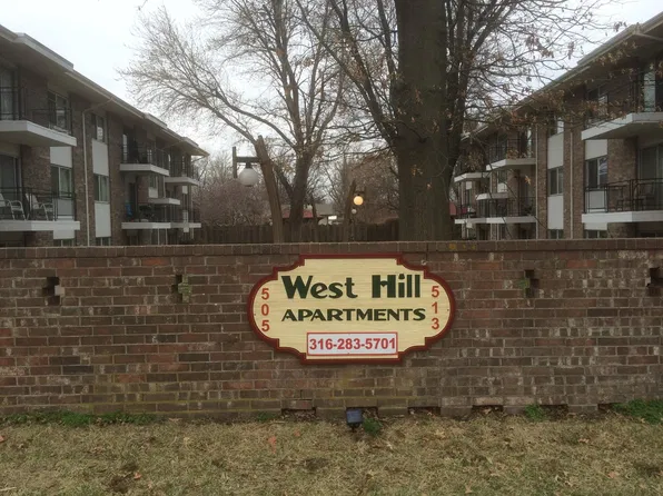 505 W 12th St, Newton, KS 67114