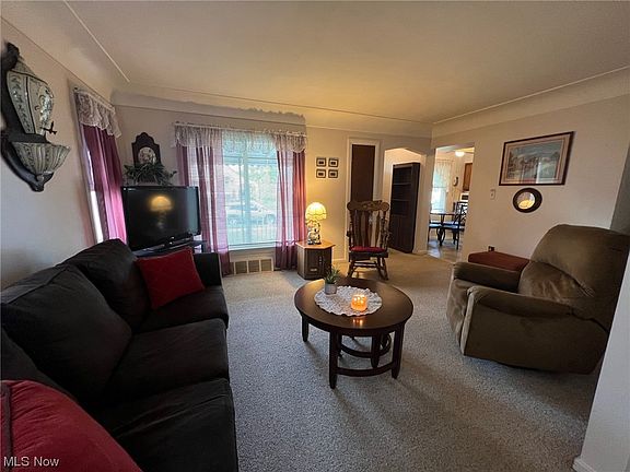 4th image of 13101 Harold Ave