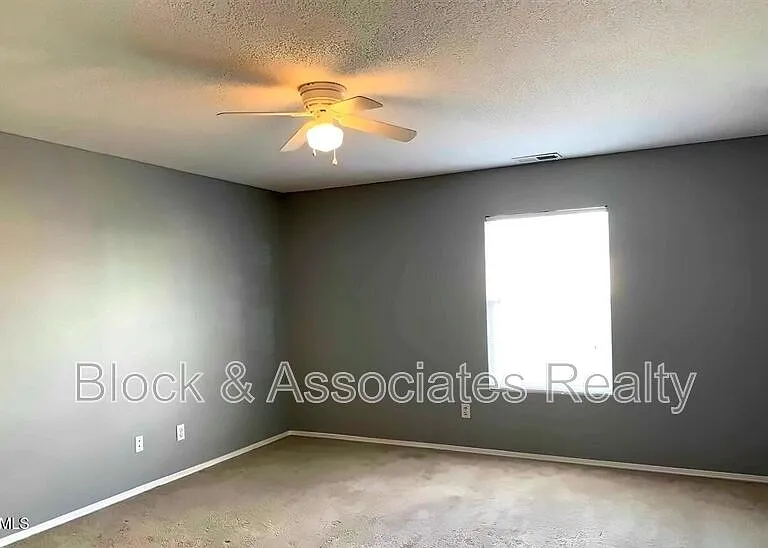 3003 Skybrook Ln — Photo 6