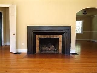 5th image of 100 Herron Dr