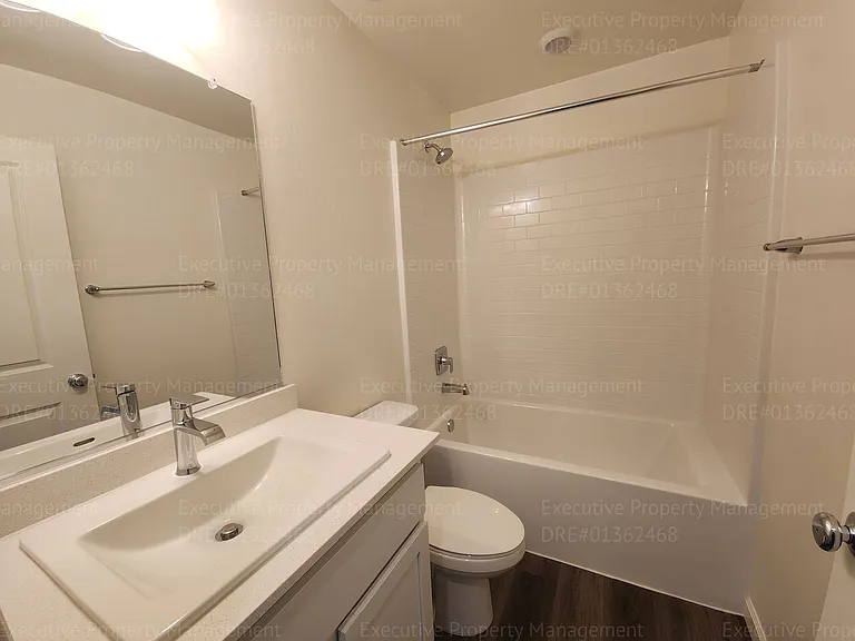 8921 Kemi St — Photo 19