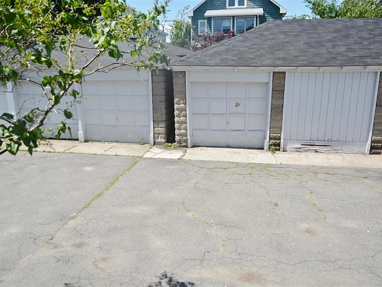 169 Harvard St — Photo 11