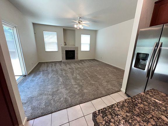 3rd image of 948 Countrywood Cir
