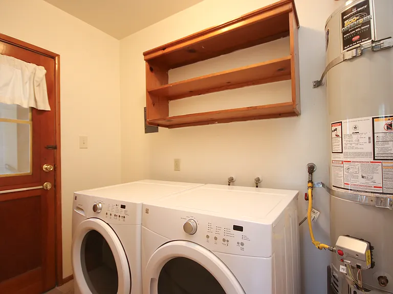 913 S Olive Avenue Alhambra Cir #1/2 — Photo 10
