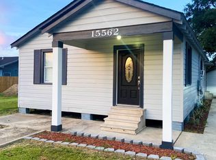 15562 River Rd, Hahnville, LA 70057