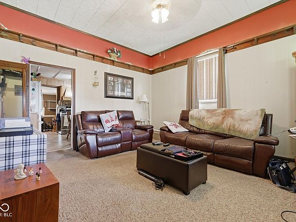 5th image of 326 W Taylor St