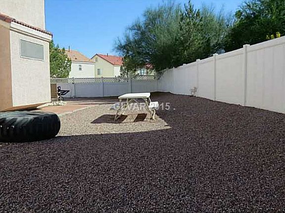 4th image of 6748 Maple Mesa St