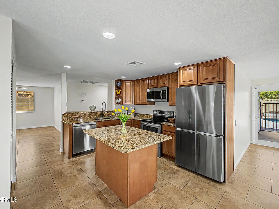 1st image of 2210 N CHOLLA Street