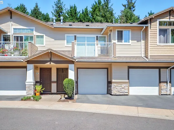 14705 SW Sandhill Loop Unit 203, Beaverton, OR 97007
