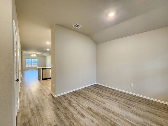 2nd image of 335 Cumberland Forest Dr