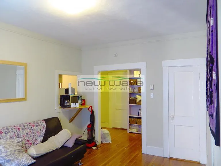 881 Huntington Ave #8 — Photo 10