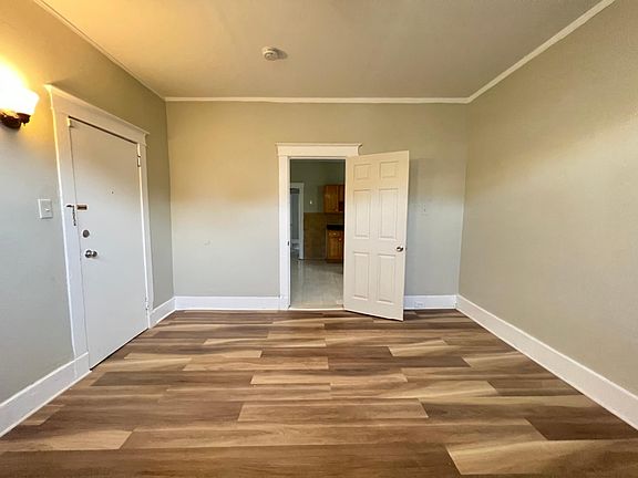 2nd image of 90 Grace St #1R