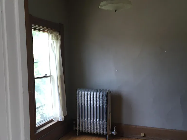 717 Cass St — Photo 3