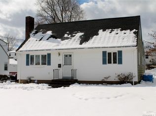 11 Brian Rd, West Hartford, CT 06110