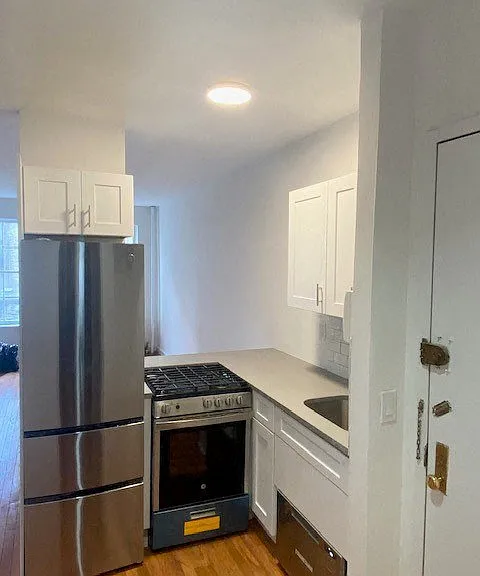 307 E 81st St #3RW — Photo 7