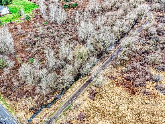 4th image of Meridian Rd