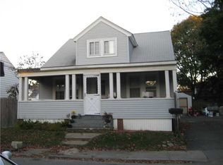 22 Daboll Ct, Warwick, RI 02889