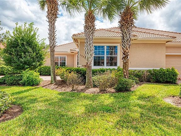2nd image of 13232 Creekside Ln