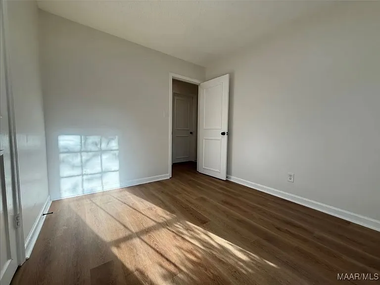 706 Placid Dr — Photo 8