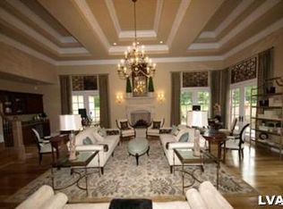 2687 Avenue Du Village Upper, Bethlehem, PA 18015