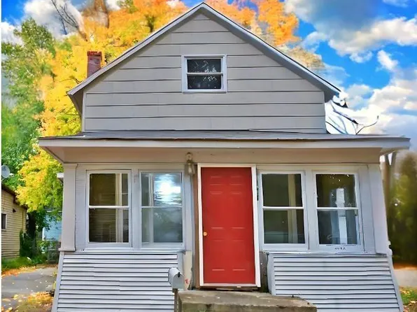 304 S 10th St, Goshen, IN 46528