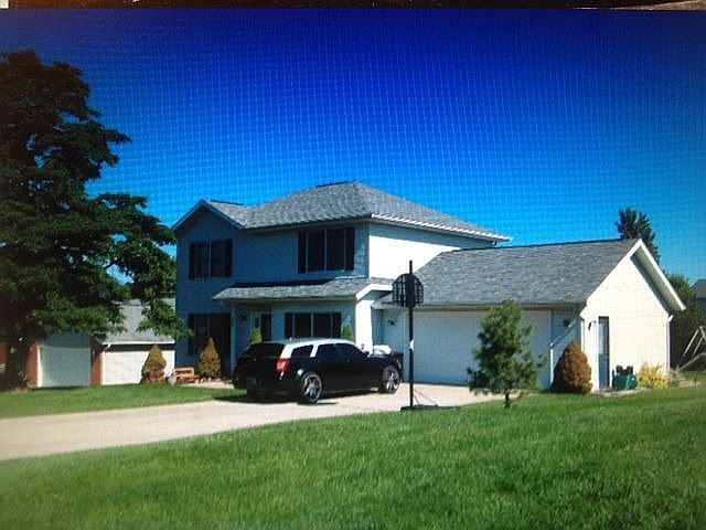 1st image of 524 S Violet Ct