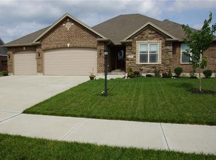 112 Eagle Ridge Dr, Franklin, OH 45005