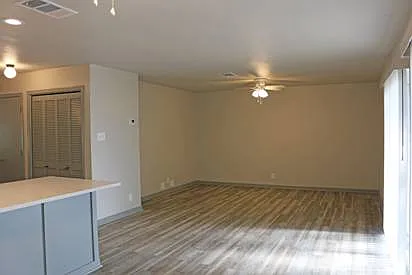 906 Hi Cir N — Photo 4