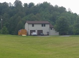 1965 Mc Cue Rd, Summersville, WV 26651