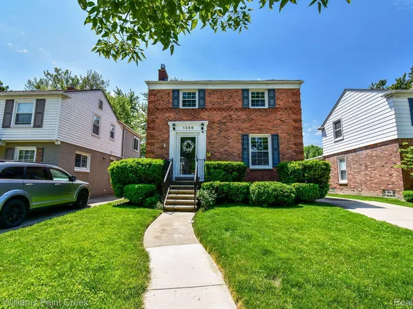 1389 Brys Dr, Grosse Pointe Woods, MI 48236
