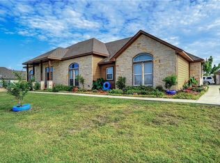 765 Schneider Rd, Howe, TX 75459