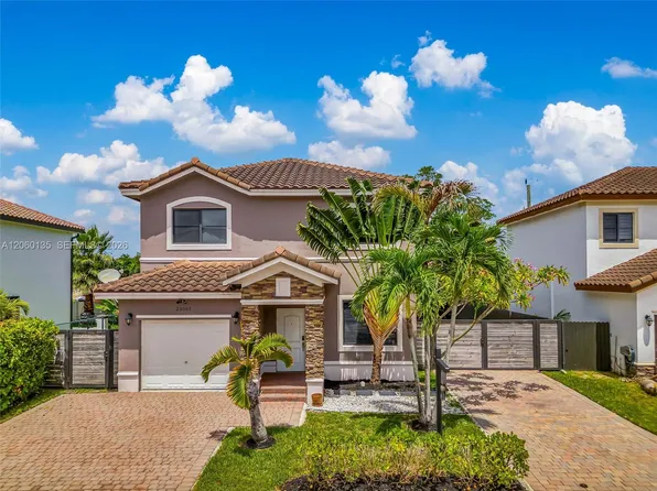 23061 SW 114th Path, Miami, FL 33170