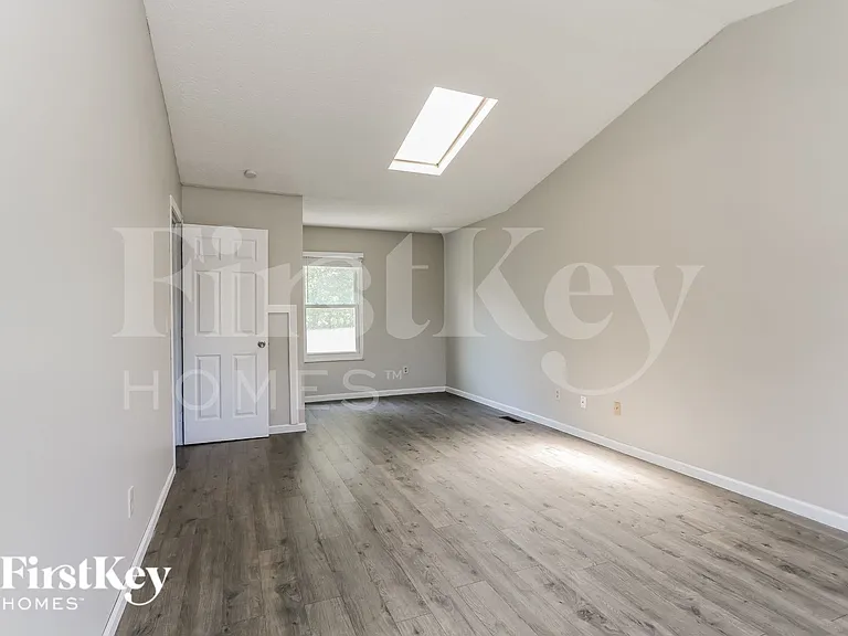 5705 Andrea Ln — Photo 8