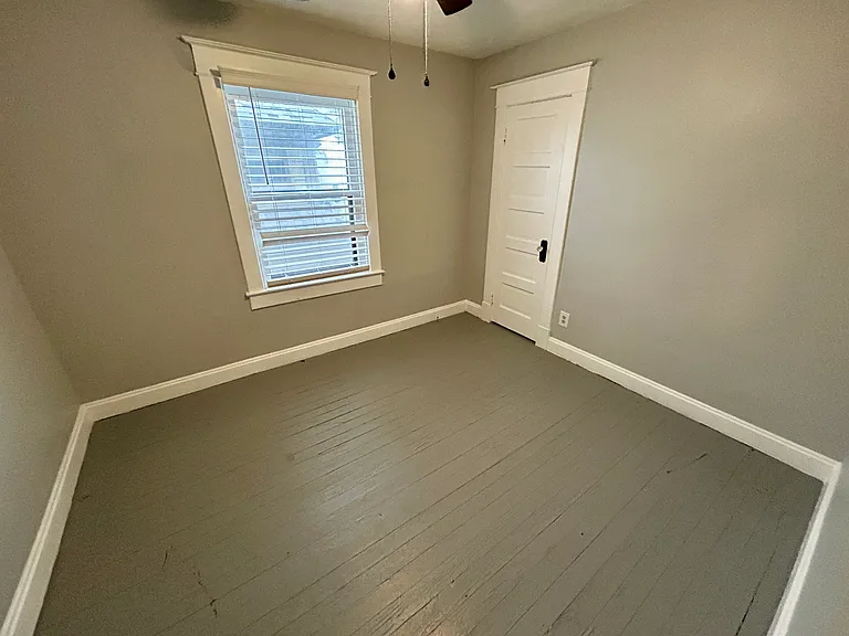 2821 N New Jersey St — Photo 17