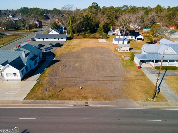161 N Main St, Baxley, GA 31513