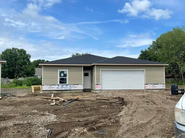 2733 S Cypress Ct, Wichita, KS 67210