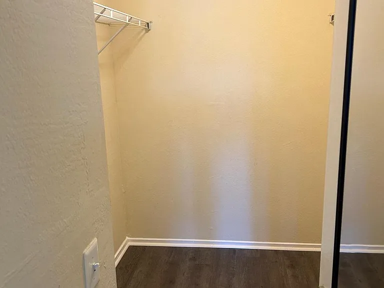 75 S Reynolds St #212 — Photo 4