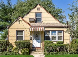 113 Kensington Rd S, West Hempstead, NY 11552