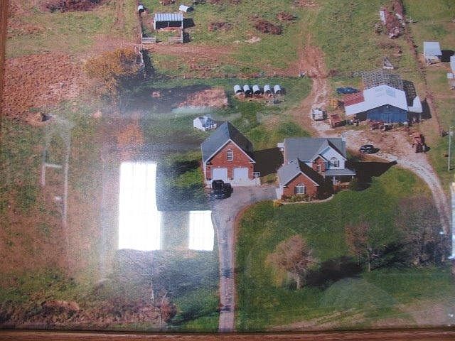 2nd image of 2427 Murrays Run Rd