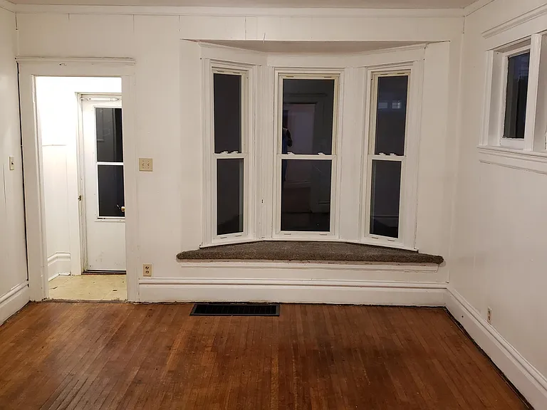 40 W Dexter St — Photo 3