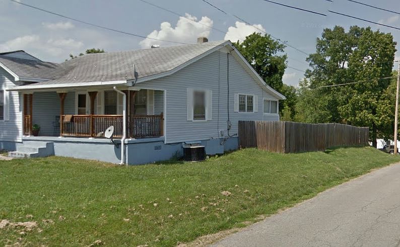2nd image of 4001 Maine Ave NW