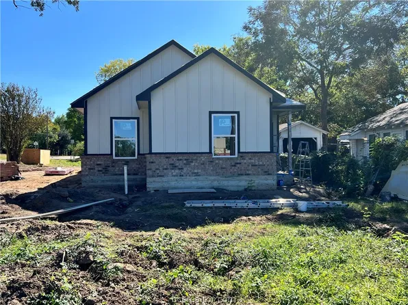701 W 22nd St, Bryan, TX 77802