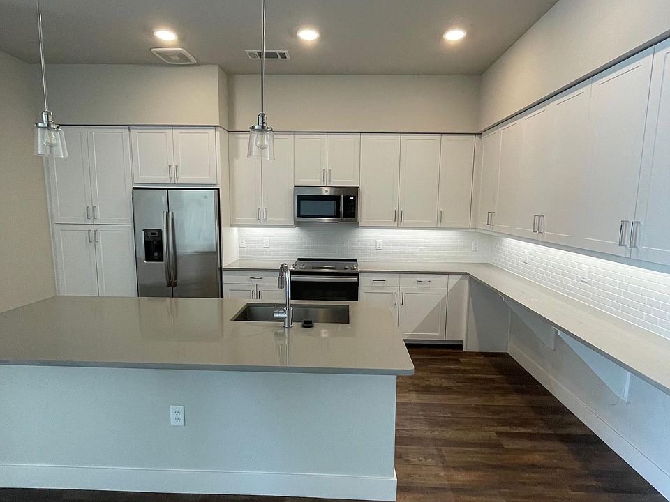 1st image of 7335 Fifth Avenue Pkwy #25