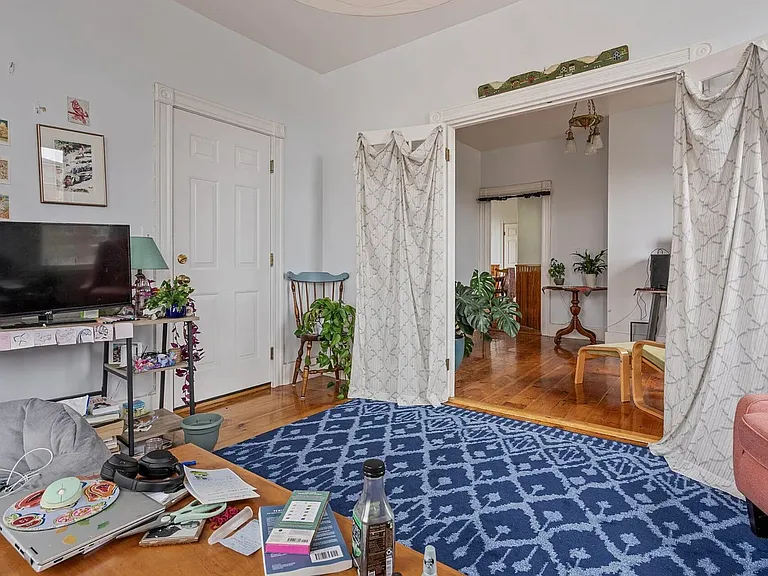 11 Smith St #3 — Photo 4