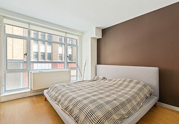 4th image of 189 Schermerhorn St APT 3F