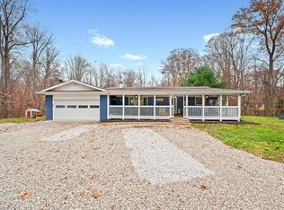 2507 S Edgewood Cv, Martinsville, IN 46151