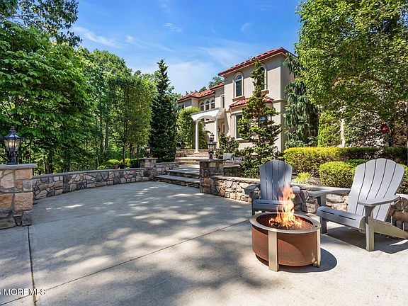 5th image of 347 Millstone Road