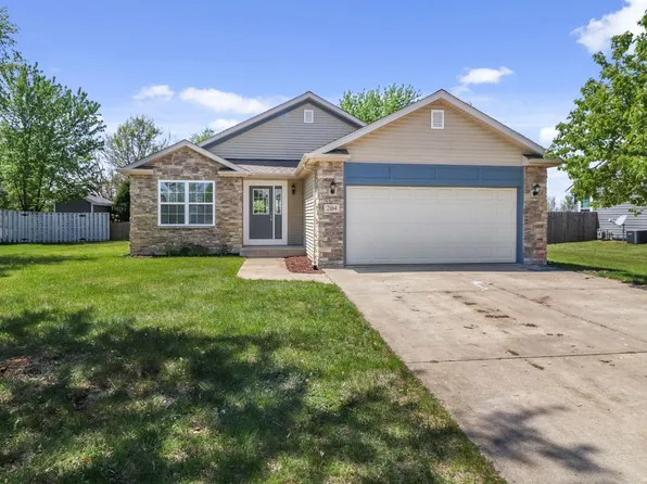 204 Juniper St NW, Demotte, IN 46310